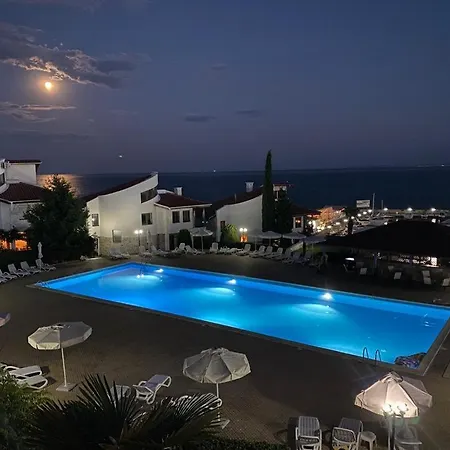 Marina St. Vlas شقة فندقية 4*
