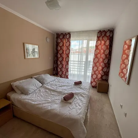 Marina St. Vlas شقة فندقية