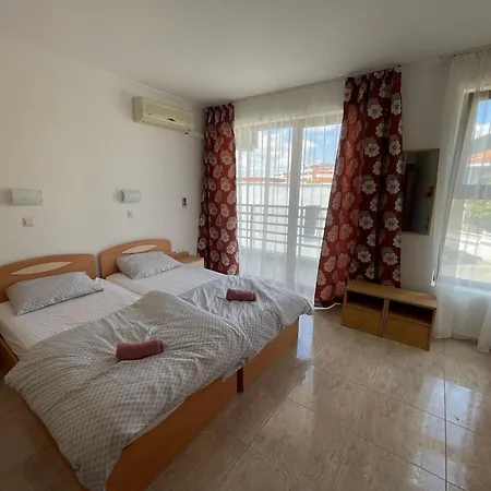 Marina St. Vlas شقة فندقية 4*