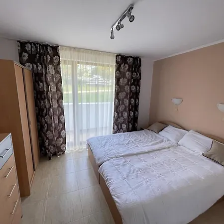 Marina St. Vlas 4* سفيتي فلاس